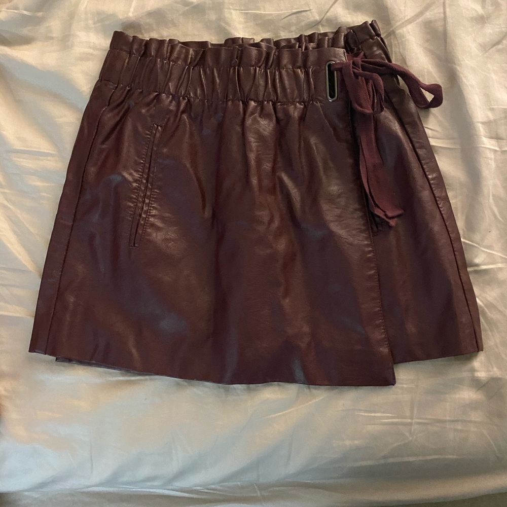 Dark red faux leather mini tie skirt!